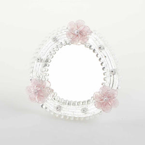 Elegante specchio artigianale da tavolo "Fresia" con riflessi Argento e dettagli floreali di colore rosa